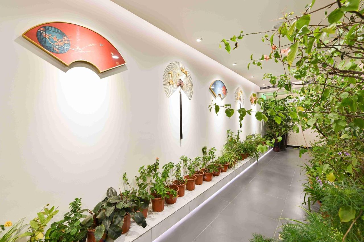 Xingshe Alley Courtyard Hotel Beijing Wangfujing Forbidden City Branch - Breakfast Included & English Speaking Reception & Free Wifi And Laundry Room & Hutong Culture & Cat-Keeping & Flower-Growing Terrace & One Day Tour Service & Free Coffee Exteriör bild